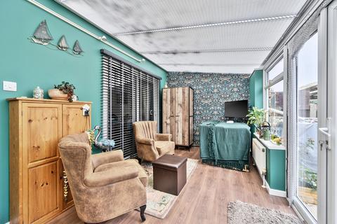 3 bedroom semi-detached house for sale, Gillingham Green, Gillingham, Kent