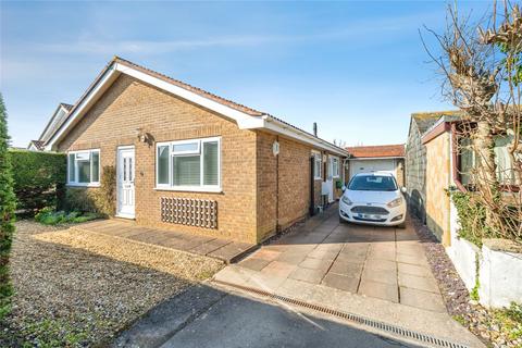 2 bedroom bungalow for sale, Harbour Road, Pagham, West Sussex, PO21