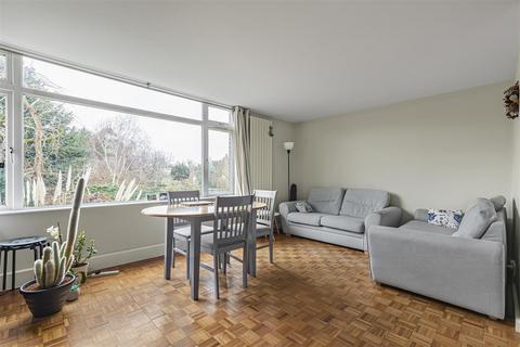2 bedroom flat to rent, St Marys Grove, Putney SW13