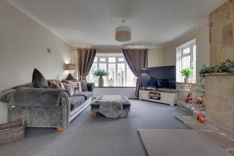 4 bedroom detached house for sale, Victoria Avenue, Hayling Island