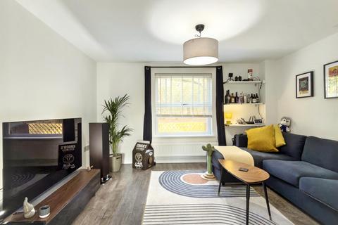 3 bedroom terraced house for sale, Staples Drive, Coalville, LE67