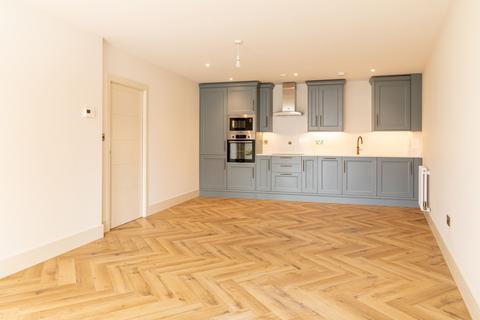 undefined, 44 The Green, Surrey CR6