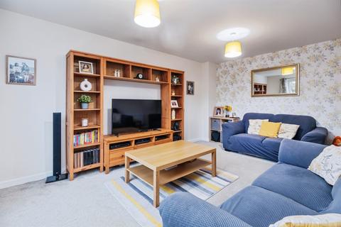 4 bedroom detached house for sale, George Parish Road, Banbury