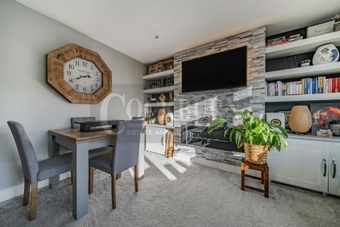 undefined, Model Farm Close, Mottingham, SE9