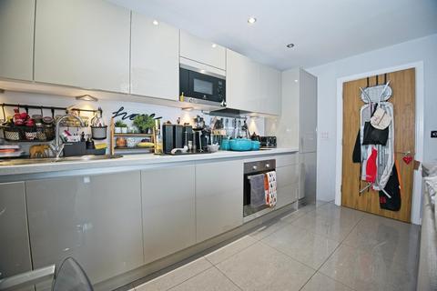 undefined, Ferry Court, Cardiff