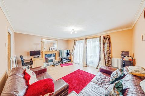 3 bedroom end of terrace house for sale, Hudson Place, London, SE18