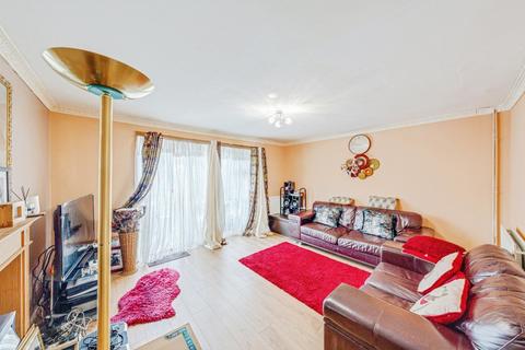 3 bedroom end of terrace house for sale, Hudson Place, London, SE18