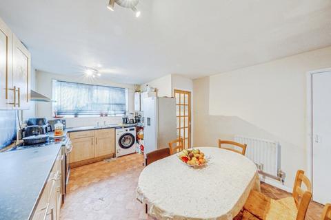 3 bedroom end of terrace house for sale, Hudson Place, London, SE18