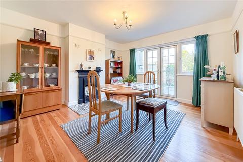 4 bedroom semi-detached house for sale, Lea Road, Harpenden, Hertfordshire, AL5