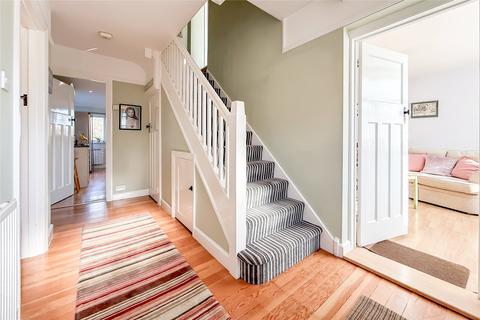 4 bedroom semi-detached house for sale, Lea Road, Harpenden, Hertfordshire, AL5