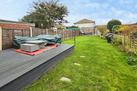 4 bedroom semi-detached house for sale, London Road, Clacton-on-Sea, Essex