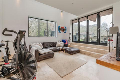 4 bedroom detached house for sale, Buckwyns Chase, Billericay, Essex, CM12