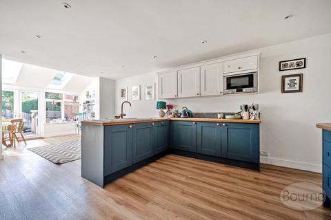 4 bedroom semi-detached house for sale, Little Green Lane, Farnham, Surrey, GU9