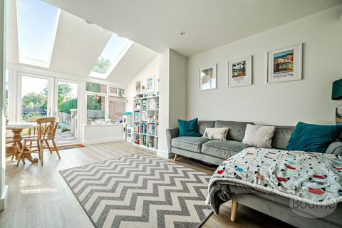 4 bedroom semi-detached house for sale, Little Green Lane, Farnham, Surrey, GU9