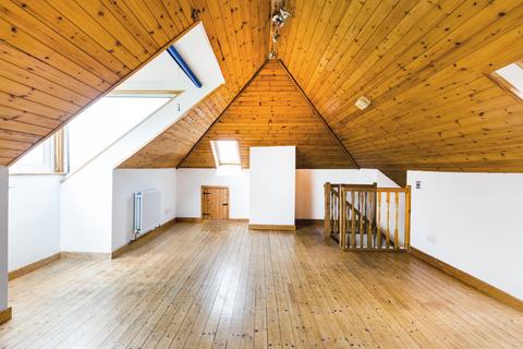 3 bedroom detached house for sale, 28 New Road, PL29
