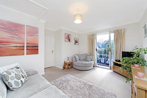 undefined, Alfred Close, Chiswick, London, W4
