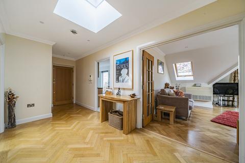 2 bedroom apartment for sale, Whittets Ait, Jessamy Road, Weybridge
