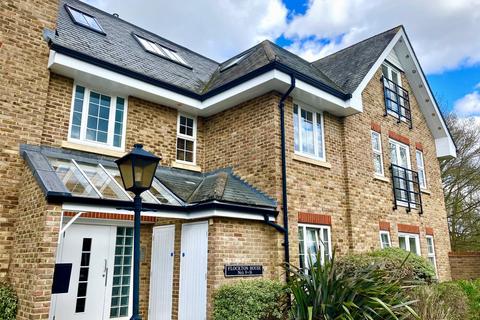2 bedroom apartment for sale, Whittets Ait, Jessamy Road, Weybridge