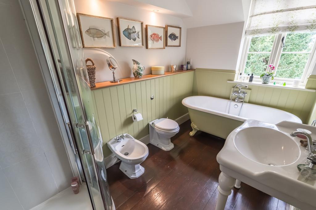 Bedroom One En Suite