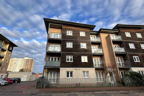 Heol Staughton, Cardiff, CF10