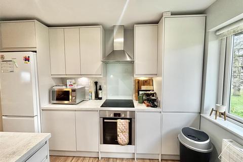 2 bedroom apartment to rent, Archery Fields, Bridge End, Warwick