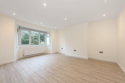 2 bedroom flat to rent, Eysham Court, Barnet, EN5