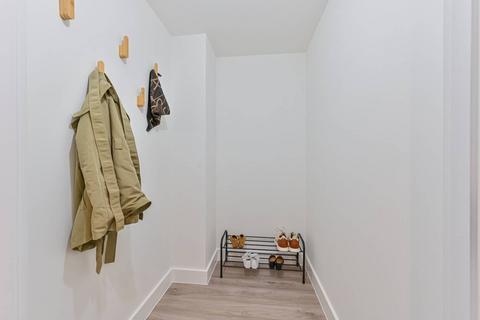 1 bedroom flat for sale, Kidbrooke Village, Kidbrooke SE3