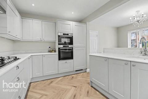 undefined, Wyburns Avenue, Rayleigh
