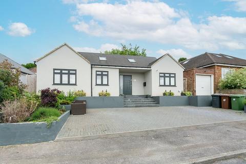 4 bedroom bungalow for sale, Richfield Road, Bushey, WD23