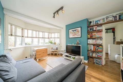 2 bedroom flat for sale, Chiswick Village, London W4