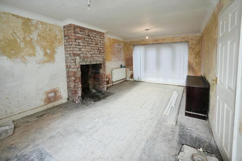 3 bedroom semi-detached house for sale, Parkwood Road, Manchester