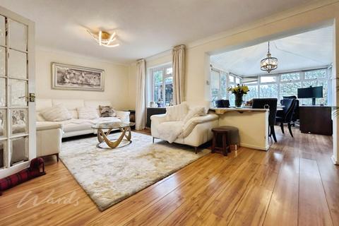 undefined, Hawden Close Hildenborough TN11