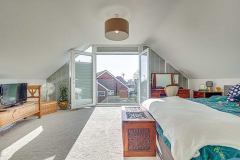 undefined, Hillside Crescent, Leigh-on-sea, SS9
