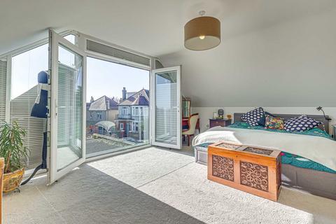 undefined, Hillside Crescent, Leigh-on-sea, SS9