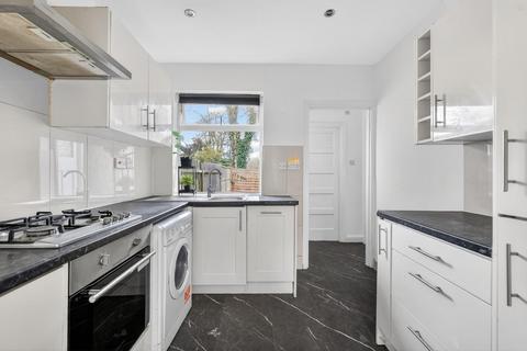 1 bedroom maisonette for sale, Connell Crescent, Ealing
