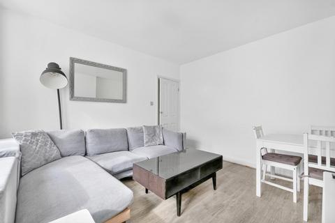 1 bedroom maisonette for sale, Connell Crescent, Ealing