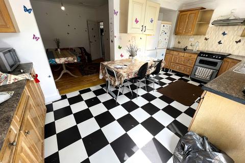 undefined, Kingston Road, Ilford IG1