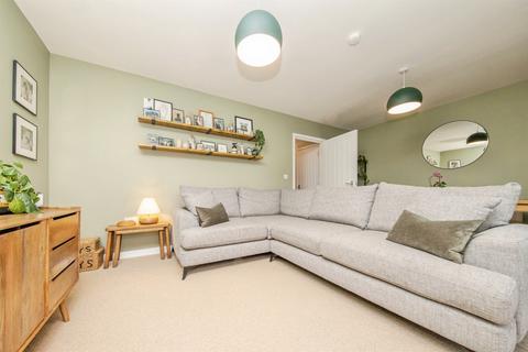 3 bedroom semi-detached house for sale, Robert Darry Close, Sudbury