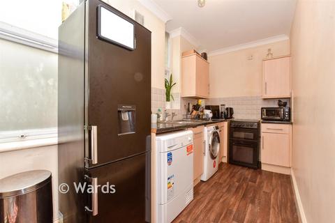 2 bedroom apartment for sale, The Metropole, Dover CT17