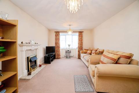 2 bedroom detached house for sale, The Twitchell, SUTTON-IN-ASHFIELD, Nottinghamshire, NG17