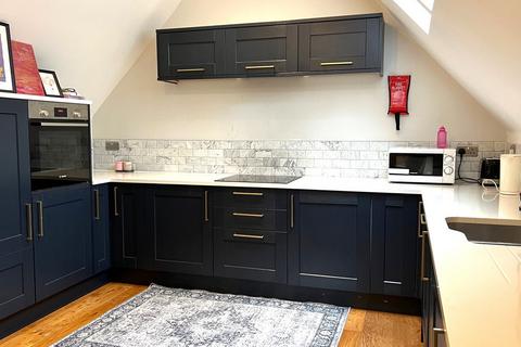 2 bedroom apartment for sale, Catteshall Lane, Godalming, GU7