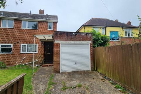 2 bedroom flat to rent, Grosvenor Gardens, Bournemouth BH1