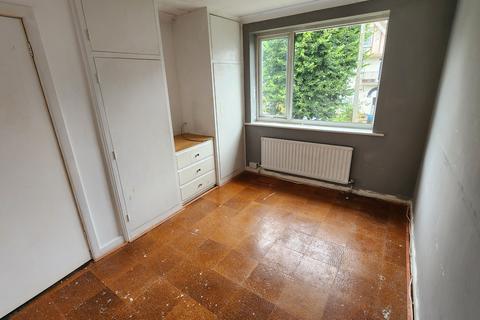 2 bedroom flat to rent, Grosvenor Gardens, Bournemouth BH1