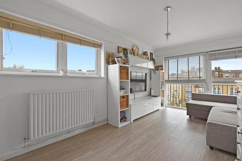 1 bedroom apartment for sale, Barrett Court, Jubilee Close, London, NW10