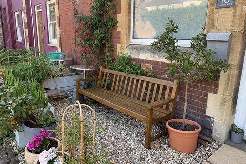 1 bedroom flat for sale, Station Court, Bristol BS5