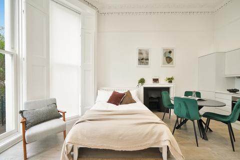 Studio to rent,  Pembridge Square, London W2