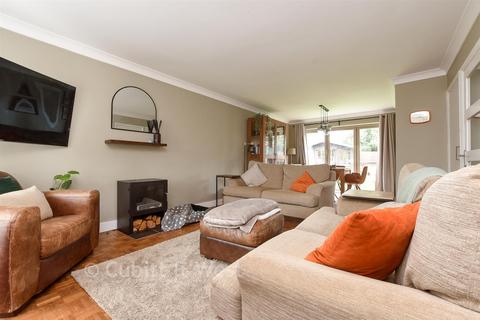 3 bedroom semi-detached house for sale, Castle Close, Bletchingley, Surrey