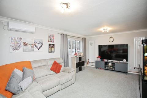 3 bedroom detached house for sale, Ruskin Close, Rugby
