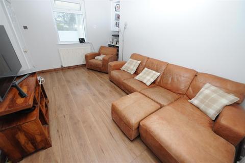 3 bedroom terraced house for sale, Wharncliffe Crescent, Eccleshill, Bradford