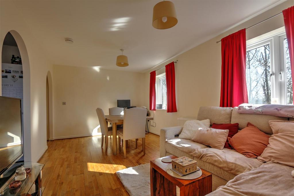 Sitting &amp; Dining Room 2.jpg